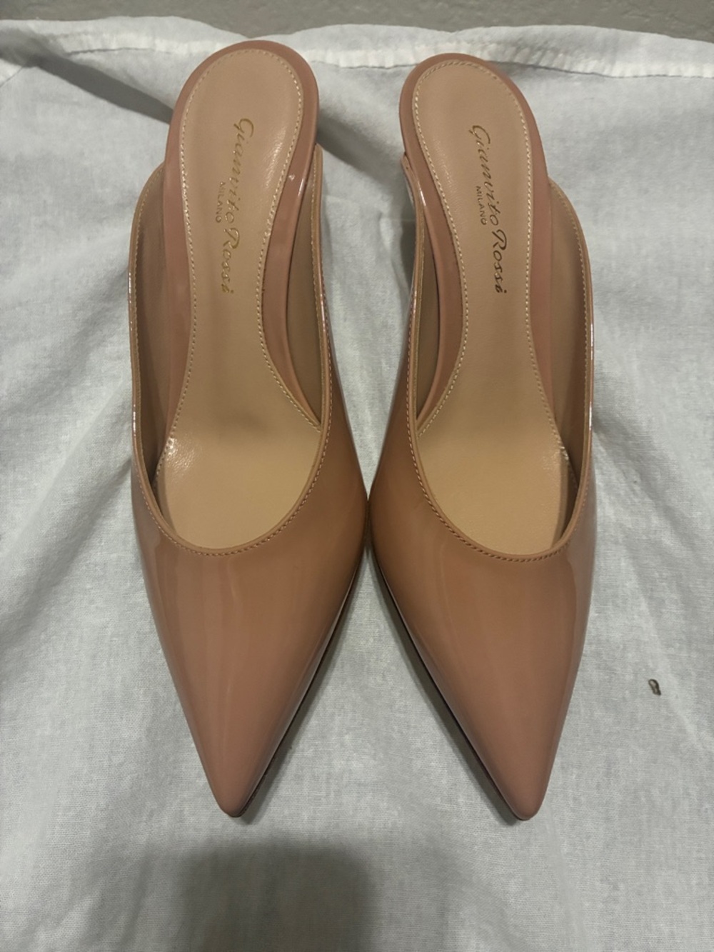 Gianvito Rossi Nude Patent Pointed Mules